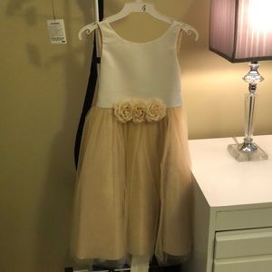 Size 10 flower girl dress